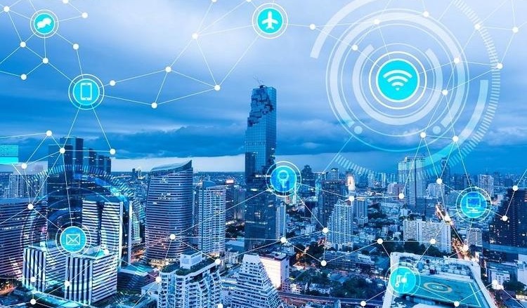 The Role of Industrial POE Switches in Smart Cities and The Internet of Things